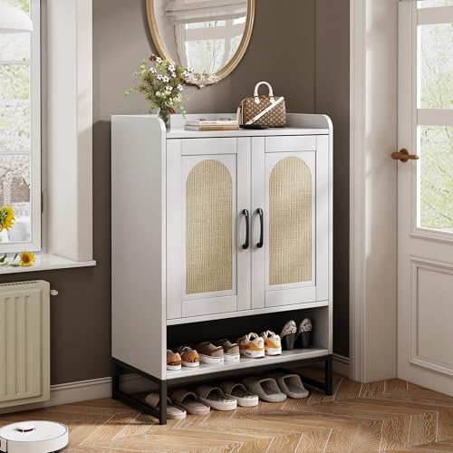 dizpusha Wooden Shoe Cabinet: 2 Rattan Doors, Adjustable Shelves