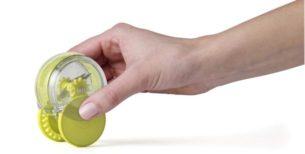 Chef'n GarlicZoom Garlic Chopper - Image 4