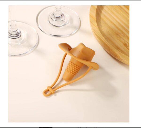 Cowboy Hat Wine Stopper - Image 4